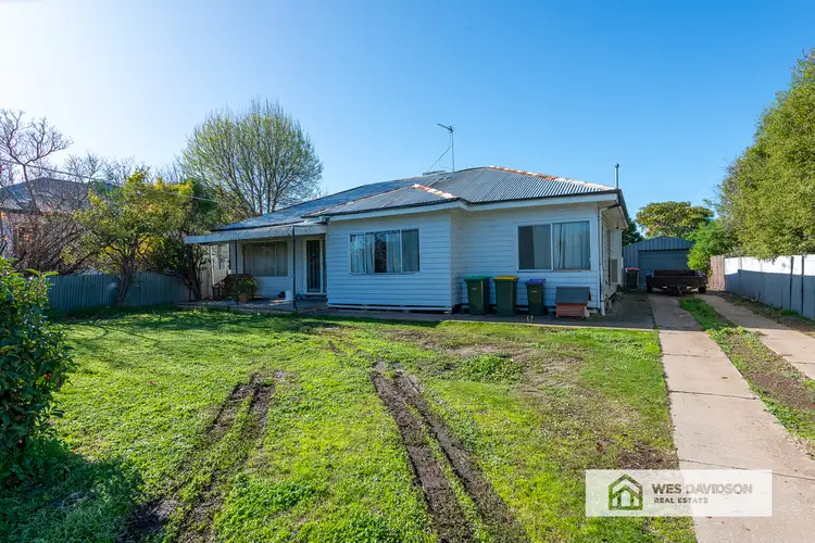 8 Errett Street, Horsham VIC 3400