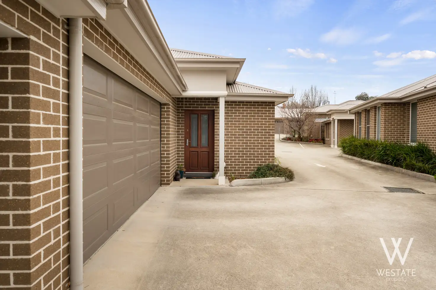 Main view of Homely villa listing, 2/13 Busby Street, South Bathurst NSW 2795