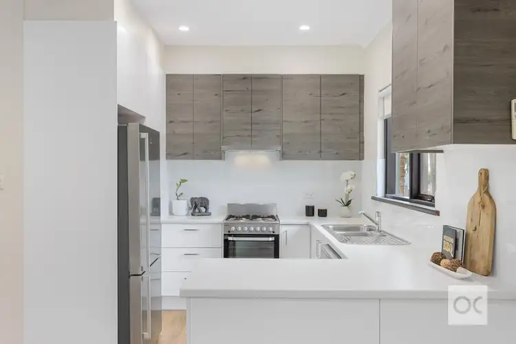 Fourth view of Homely house listing, 10 Rogana Crescent, Hallett Cove SA 5158