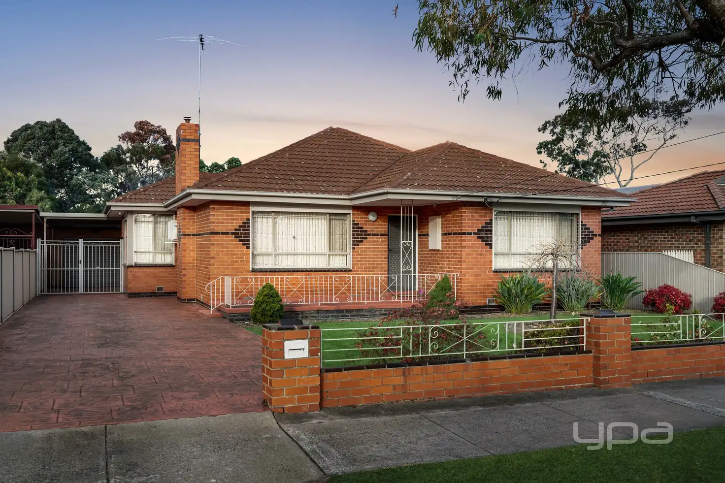 Main view of Homely house listing, 10 Thames Street, Hadfield VIC 3046