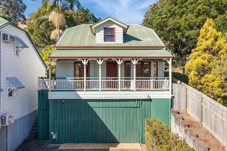 House 3 10 Cook Street, Red Hill QLD 4059