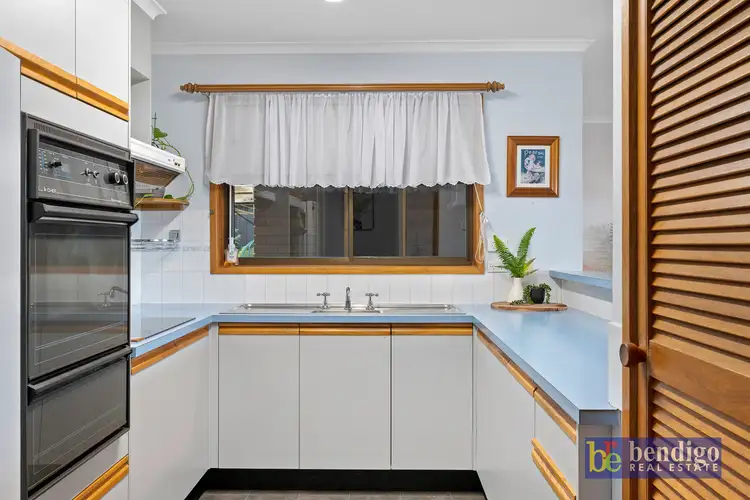 Fifth view of Homely house listing, 1/152 Harley Street, Strathdale VIC 3550