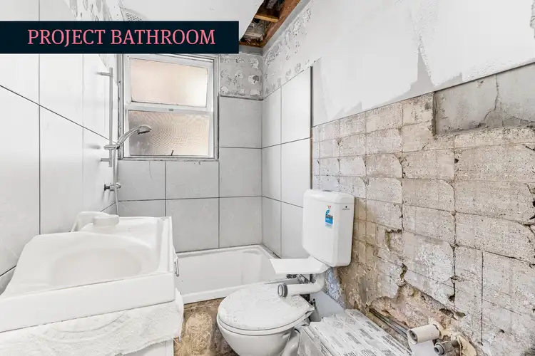 Fourth view of Homely apartment listing, 11/21 Redman Road, Dee Why NSW 2099