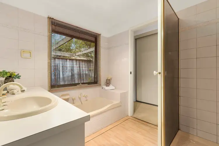 Sixth view of Homely house listing, 2 Apollo Court, Wantirna South VIC 3152