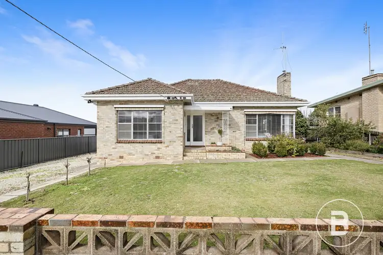 4 Palmerston Street, Maryborough VIC 3465