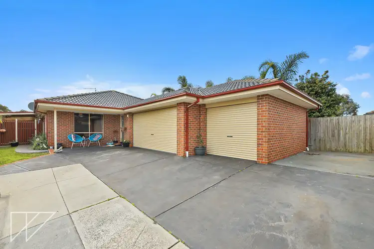 10 Cerreto Mews, Pakenham VIC 3810
