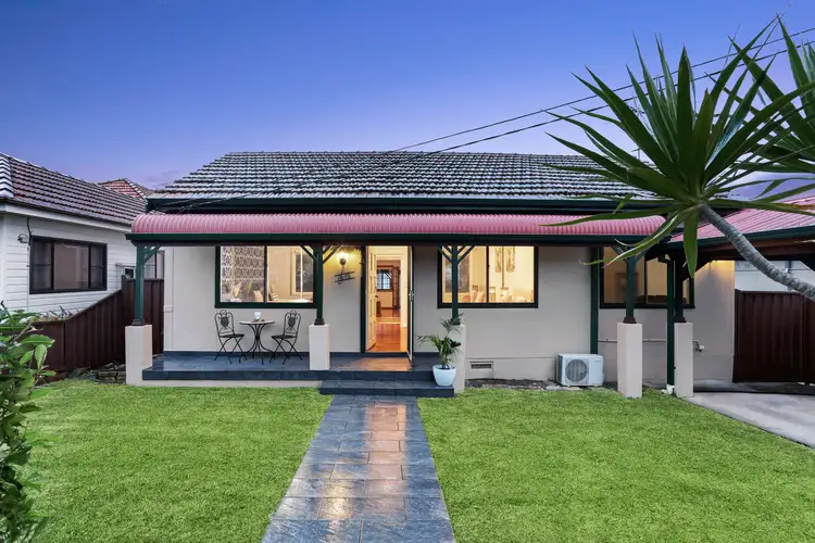 4 Dalziel Avenue, Panania NSW 2213