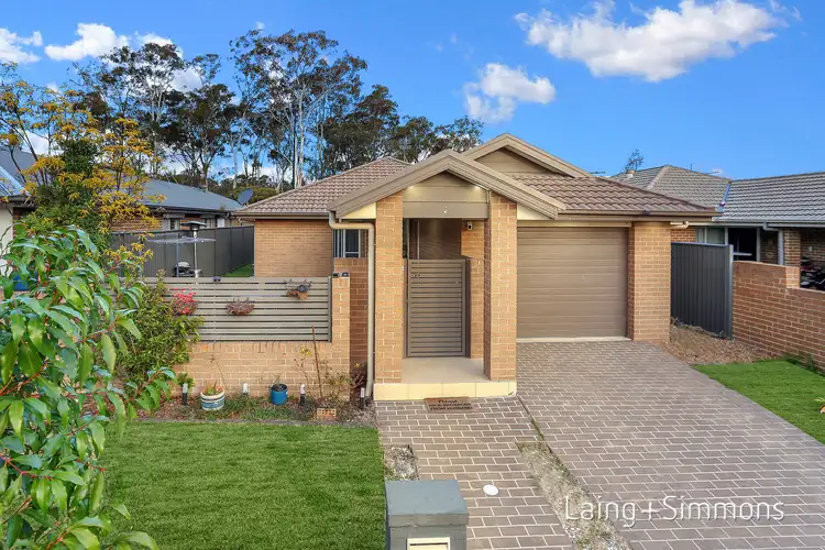16 Brunswick Circuit, Ropes Crossing NSW 2760