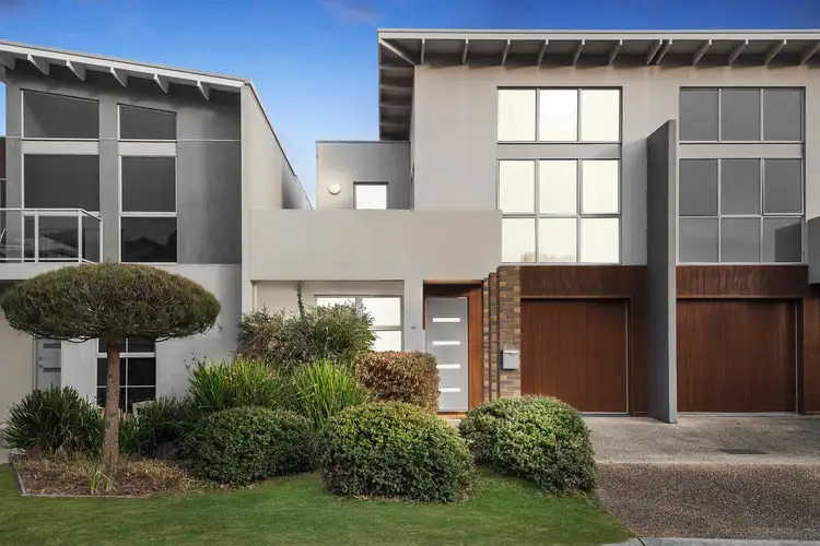 18 Parkmore Road, Rosebud VIC 3939