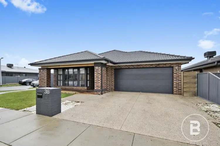38 Lugano Avenue, Alfredton VIC 3350