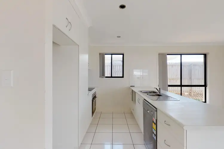 Second view of Homely house listing, 2 Dingle Court, Gracemere QLD 4702