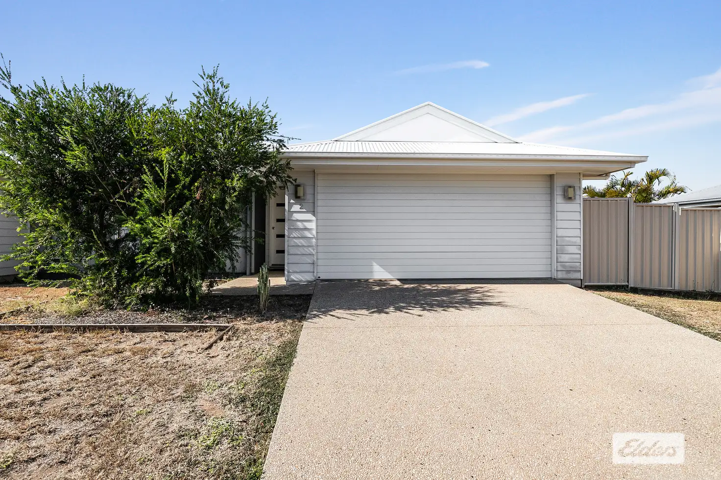 Main view of Homely semi-detached listing, 2/11 Eagle Street, Emerald QLD 4720