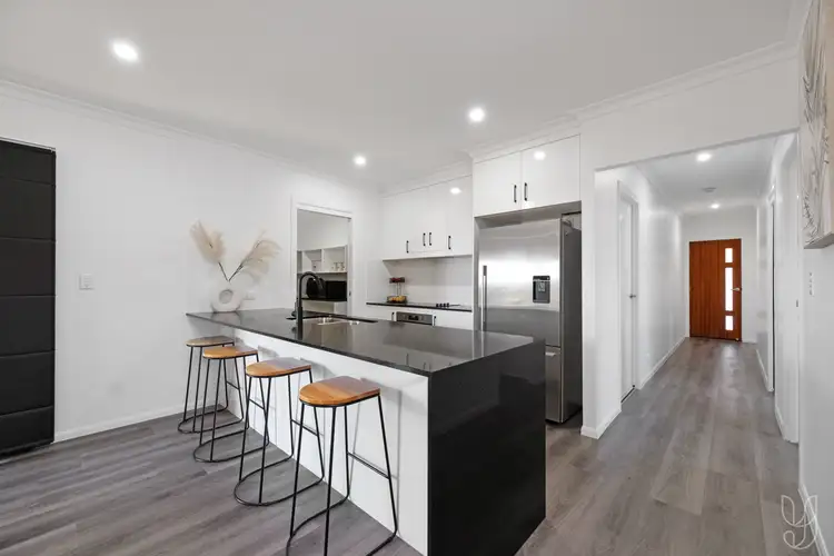 16 Ridgeway Close, Yeppoon QLD 4703