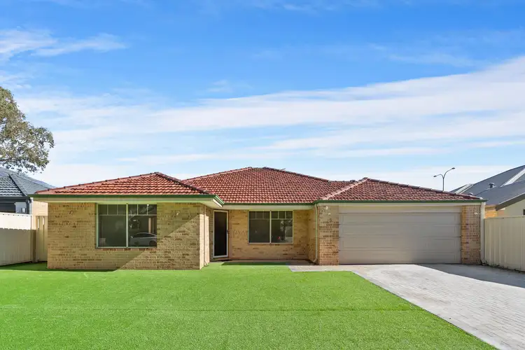 19 Blarney Place, Canning Vale WA 6155