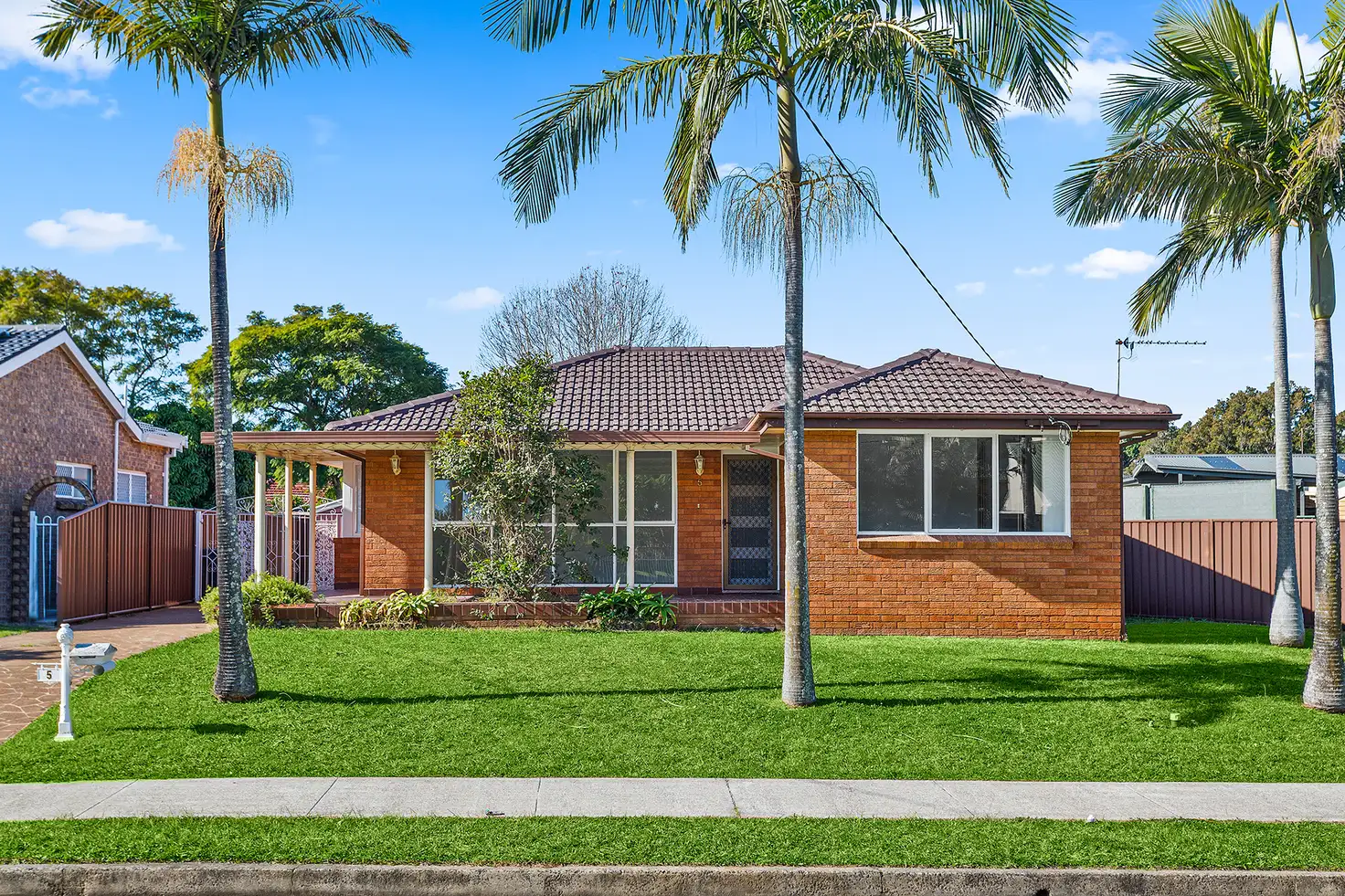Main view of Homely house listing, 5 Cleverdon Crescent, Figtree NSW 2525