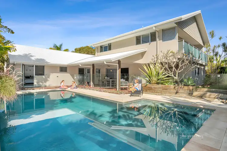 24 Seacove Court, Noosa Waters QLD 4566