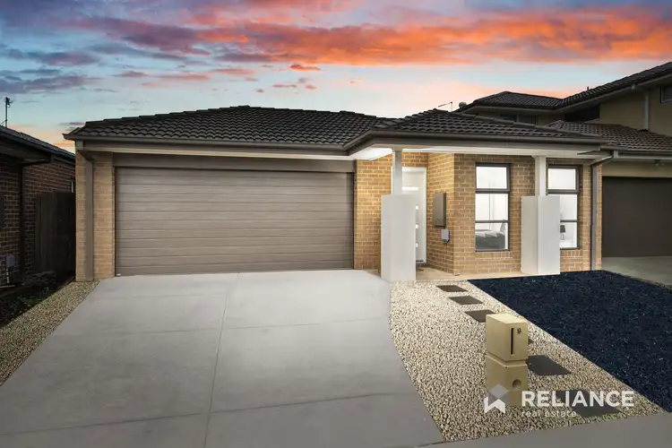 9 Tathra Grove, Point Cook VIC 3030