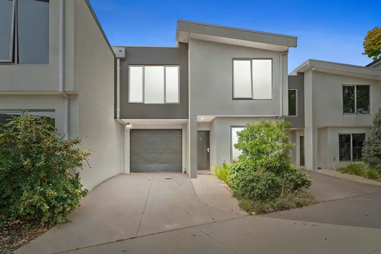 5 Magnolia Court, Frankston VIC 3199