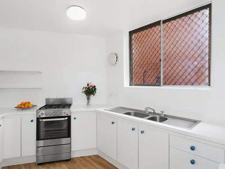 Fourth view of Homely apartment listing, 5/369 Abbotsford Street, North Melbourne VIC 3051