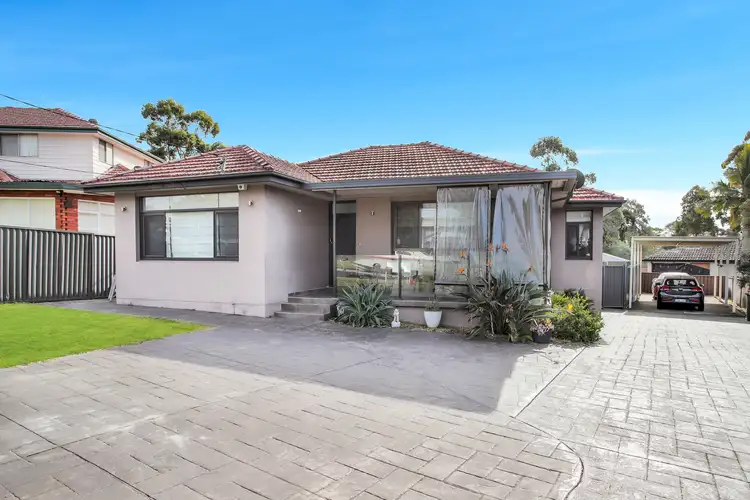 5 Royal Place, Greystanes NSW 2145