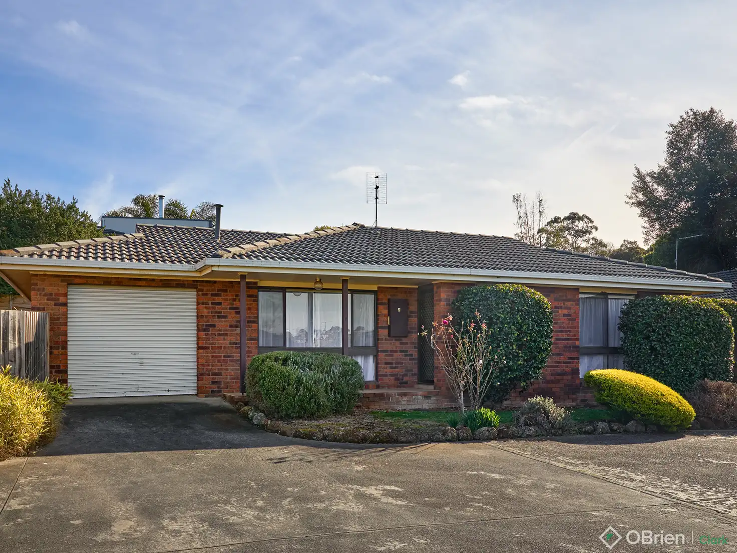 Main view of Homely unit listing, 2/4 Alexander Street, Warragul VIC 3820