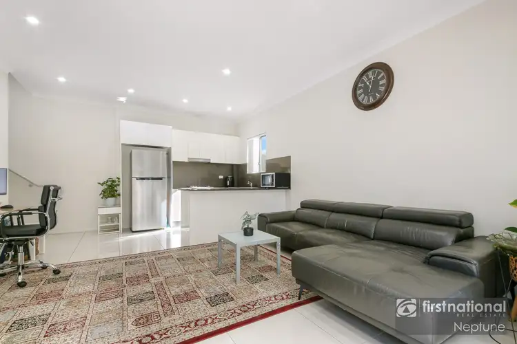 2/3-4 Harvey Place, Toongabbie NSW 2146