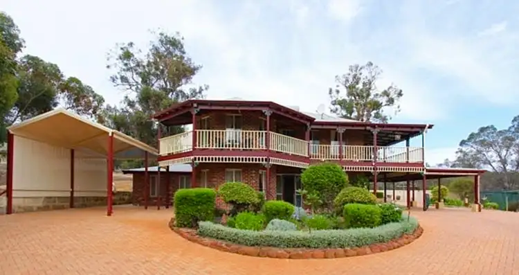 Second view of Homely rural property listing, 30 Clearview Retreat, Bullsbrook WA 6084
