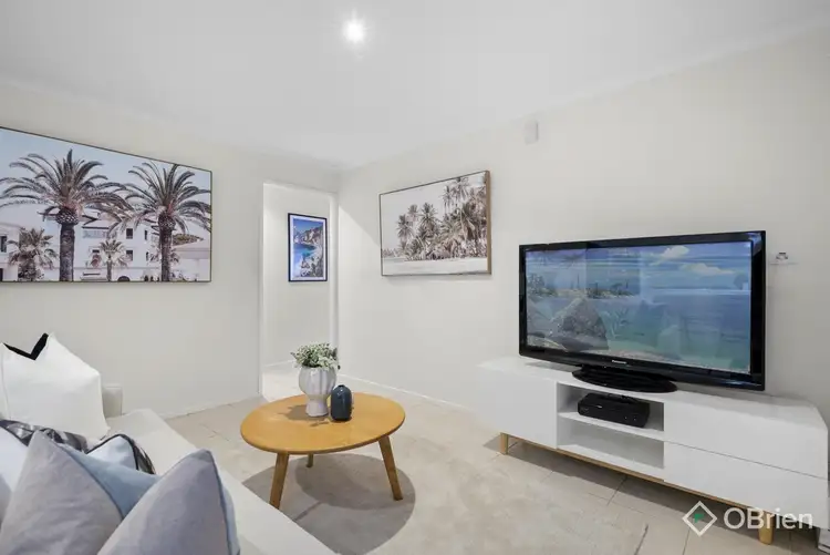 Fifth view of Homely house listing, 18 Arthur Phillip Drive, Endeavour Hills VIC 3802