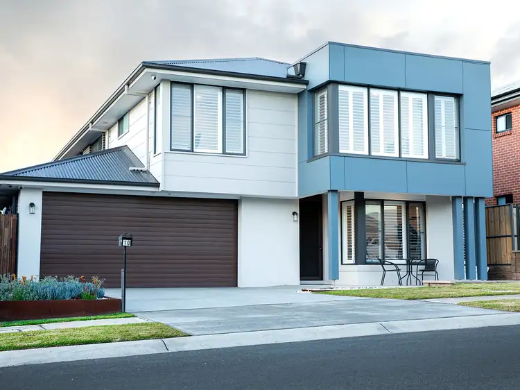 10 Glencoe Circuit, Box Hill NSW 2765