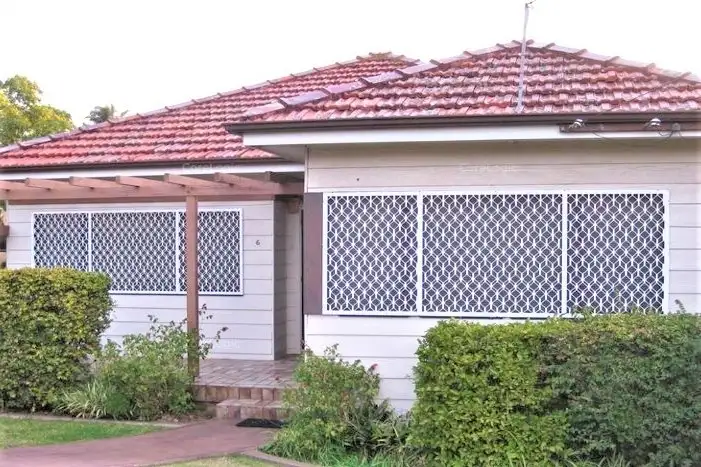 6 Broxbourne Street, Westmead NSW 2145