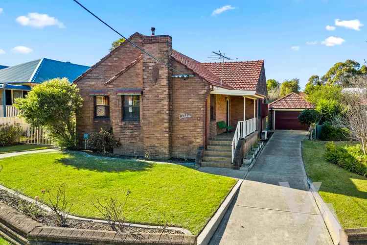 6 Norris Avenue, Mayfield West NSW 2304