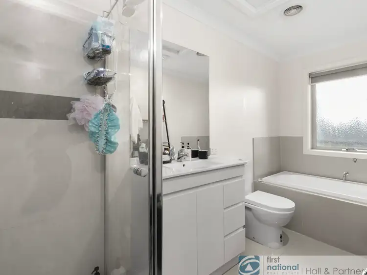 Sixth view of Homely unit listing, 4/139 Endeavour Drive, Cranbourne North VIC 3977