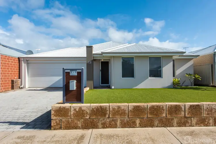 13 Calooli Grove, Golden Bay WA 6174