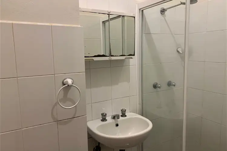 Third view of Homely studio listing, 2/178 Bridge Road, Glebe NSW 2037