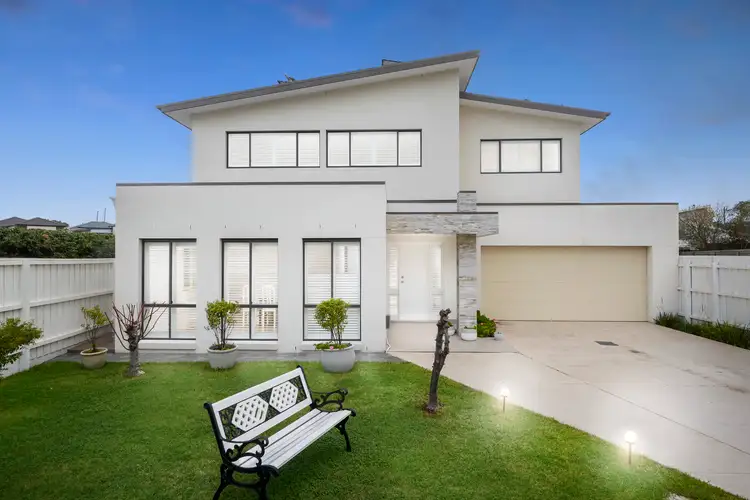 12 Thurloo Drive, Safety Beach VIC 3936