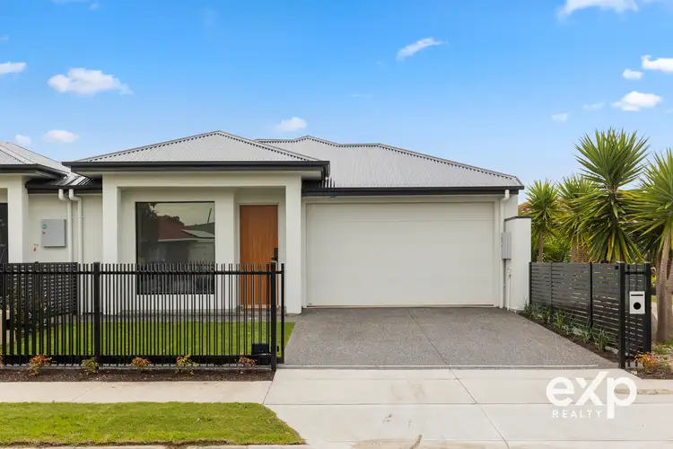 74 Recreation Parade, West Lakes Shore SA 5020