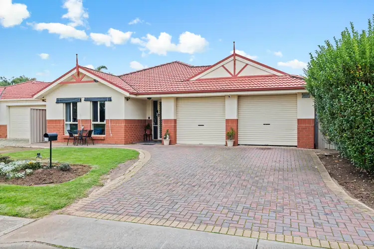 42 Barracoota Crescent, Aldinga Beach SA 5173