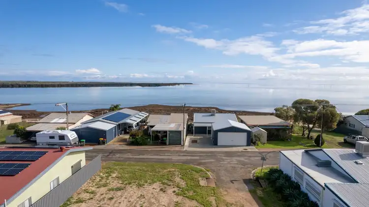 86 John Lewis Drive, Port Broughton SA 5522