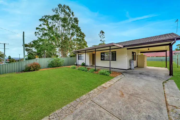 Second view of Homely house listing, 31 Craigie Avenue, Kanwal NSW 2259