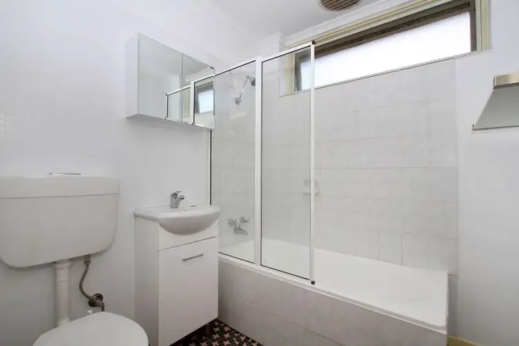 Sixth view of Homely apartment listing, 4/114 Smith Street, Thornbury VIC 3071