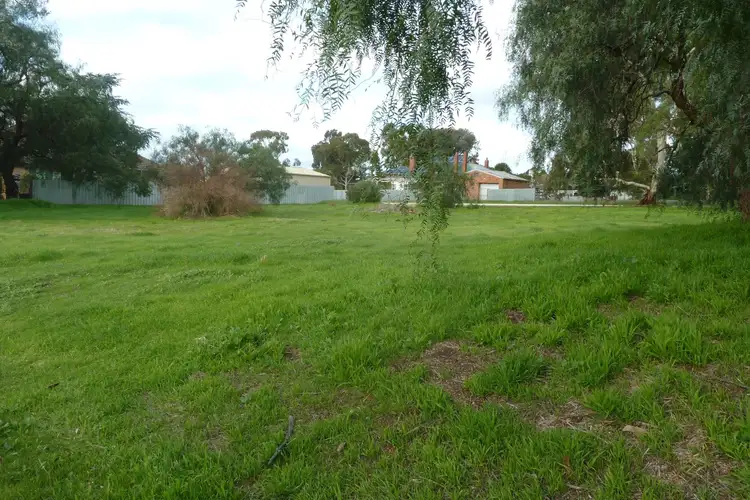 82B Ridge Street, Wedderburn VIC 3518