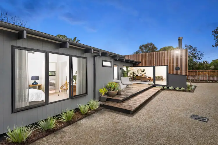 1 Woodvale Grove, Rosebud VIC 3939