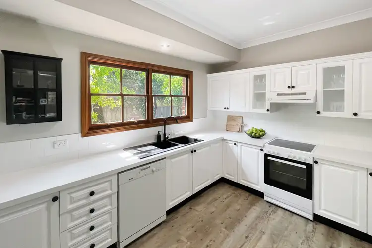 Second view of Homely house listing, 5 Barlow Court, Mudgee NSW 2850