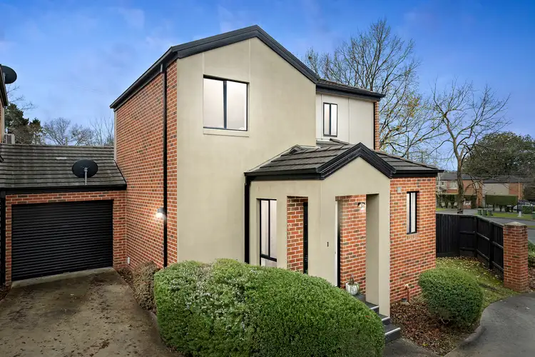 1/10 Bayswater Road, Croydon VIC 3136
