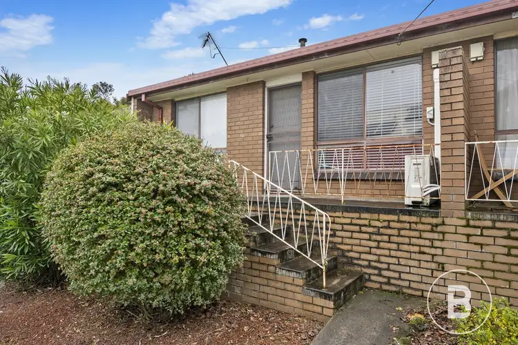 2/619 Neill Street, Soldiers Hill VIC 3350