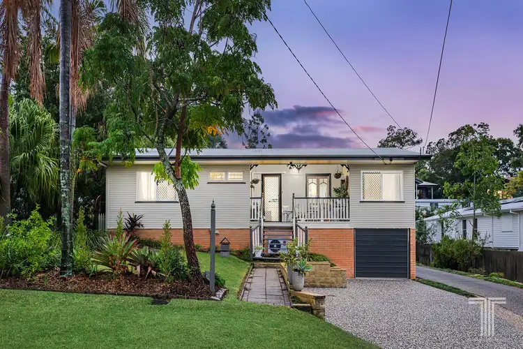 16 Hobart Avenue, Camp Hill QLD 4152