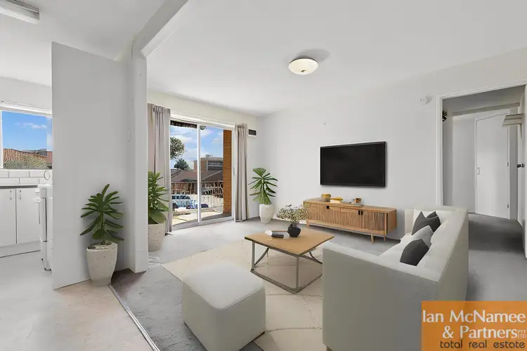 3/26 Mckeahnie Street, Crestwood NSW 2620