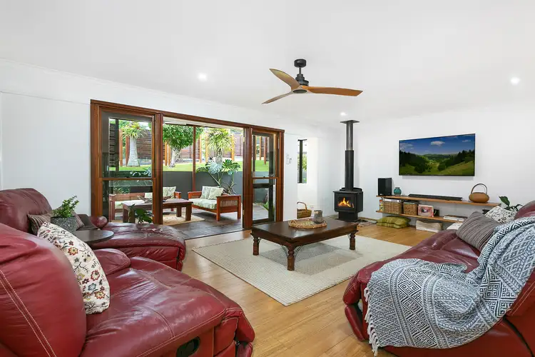 Fifth view of Homely house listing, 10 Heeterra Court, Elanora QLD 4221