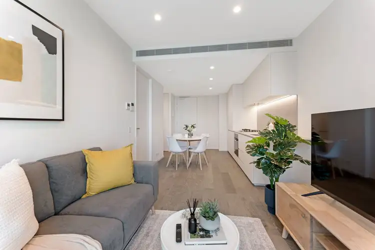 Fifth view of Homely apartment listing, 5817/70 Southbank Boulevard, Southbank VIC 3006