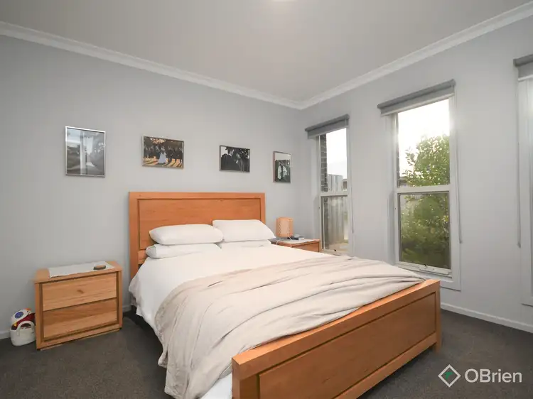Fifth view of Homely townhouse listing, 10 Bryan Place, East Bairnsdale VIC 3875